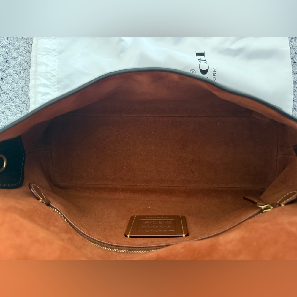 Coach Chelsea Shoulder Bag 30 - Picture 5 of 7